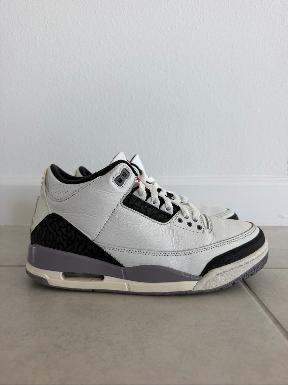 Jordan 3 Cement Grey